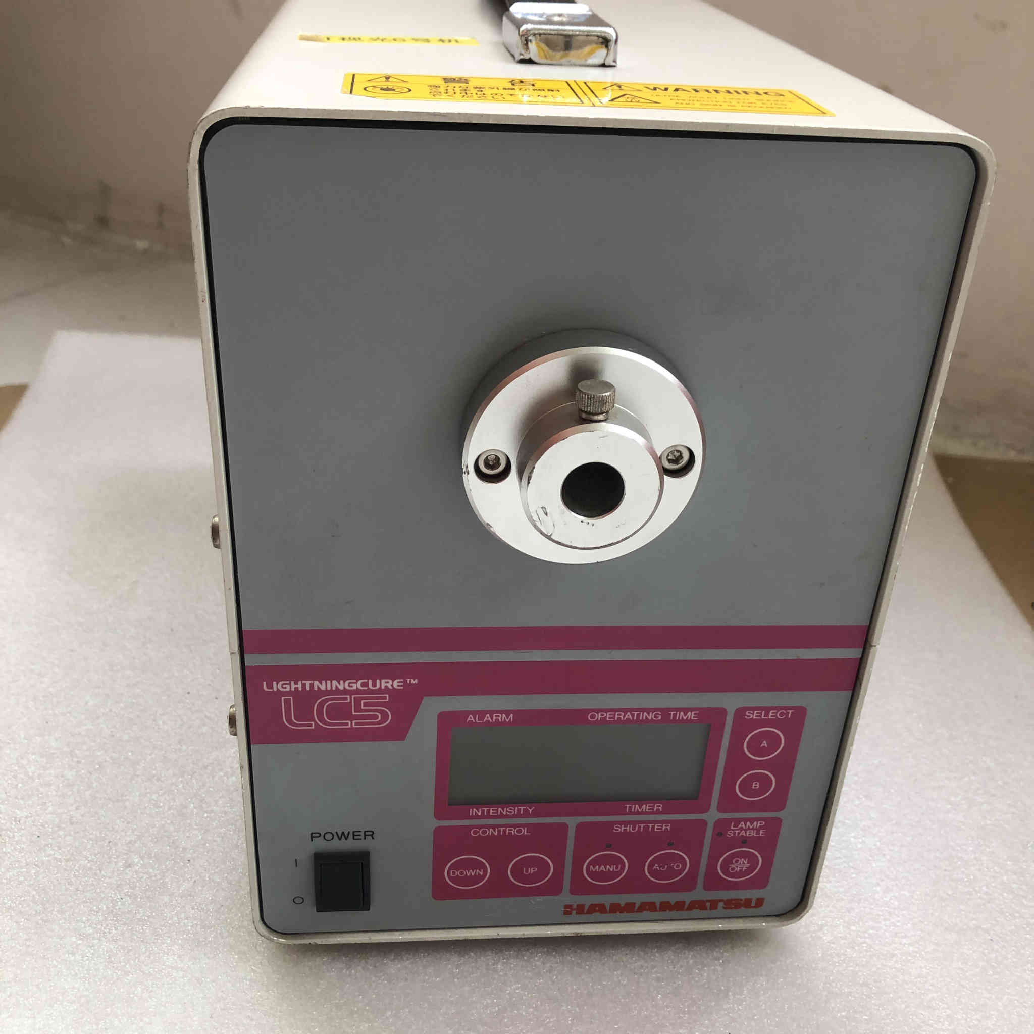 滨松Hamamatsu  可视光源机器  LC5系列  L8333-03